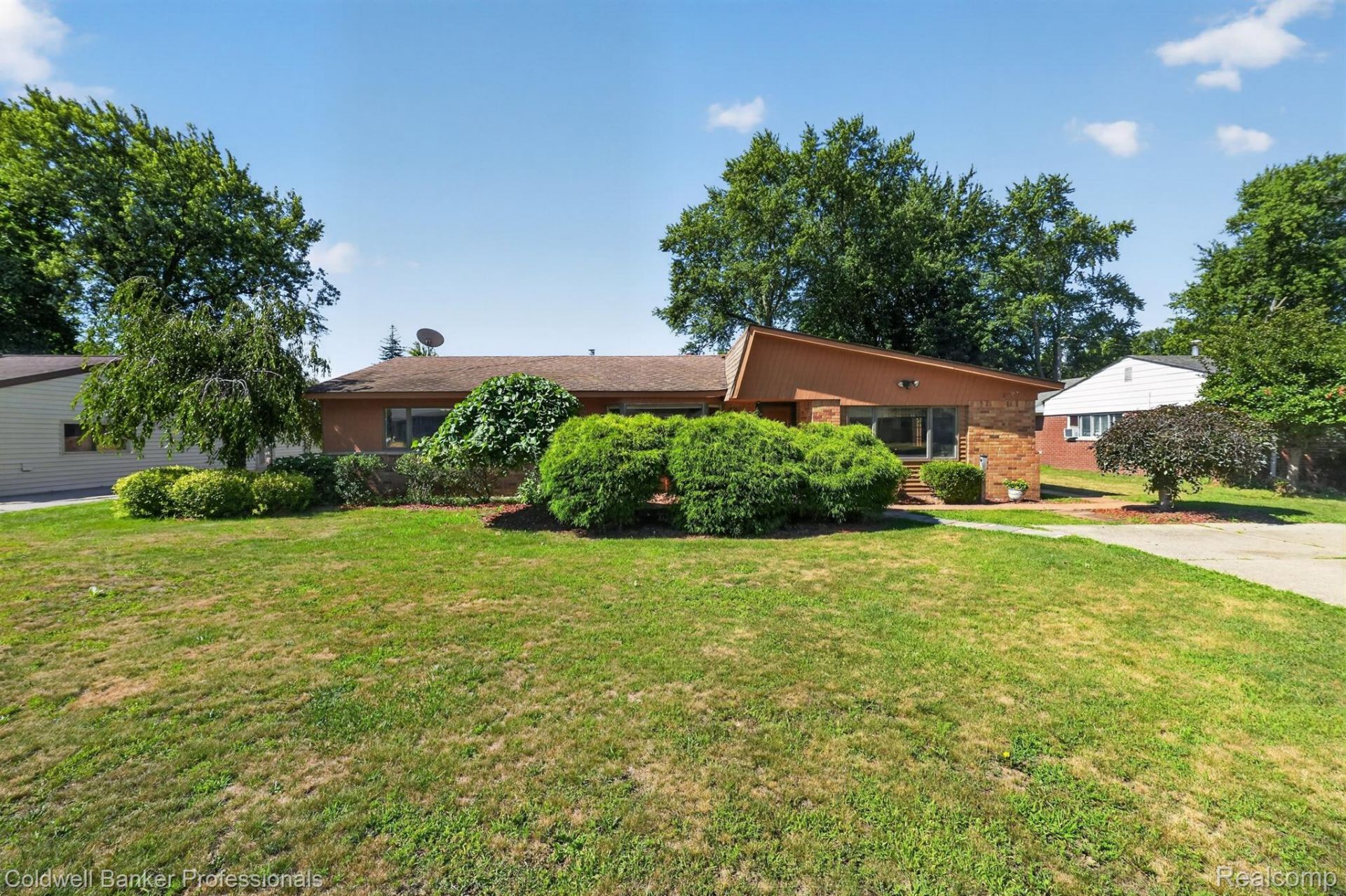 2499 Lafay Drive, West Bloomfield Township, Mi 48324 Main Photo