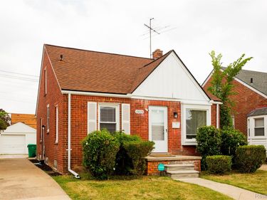 15605 Veronica Avenue, Eastpointe, Mi 48021