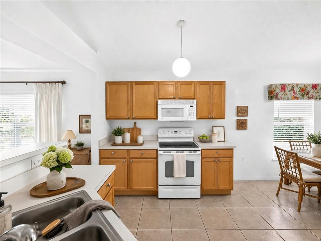 6024 Ridge Lake Circle, Vero Beach, FL 32967 Photo