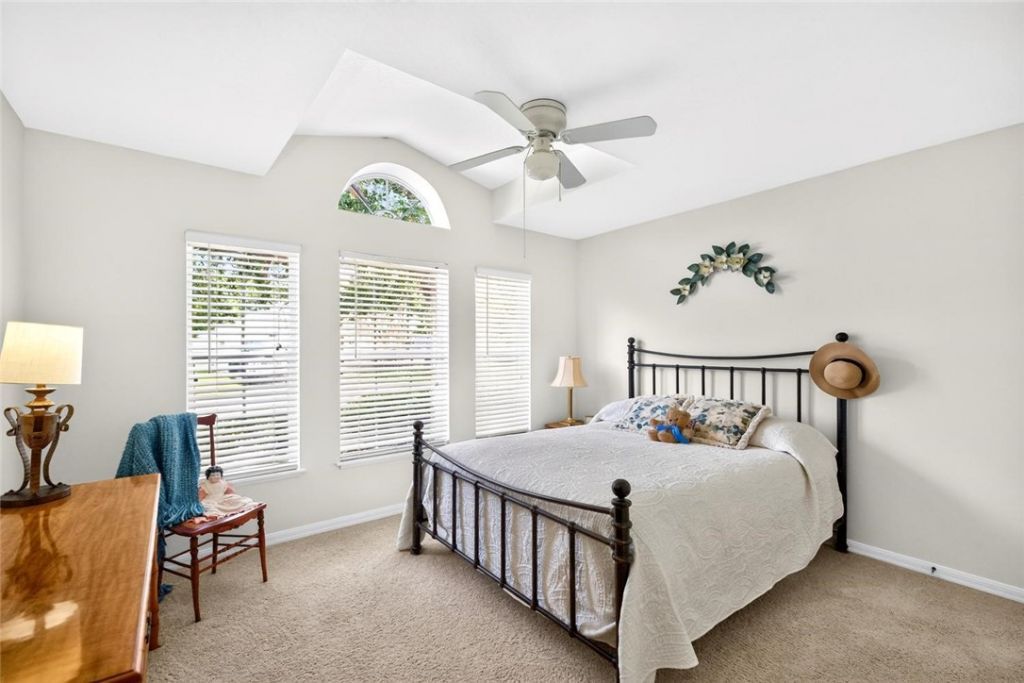 6024 Ridge Lake Circle, Vero Beach, FL 32967 Photo