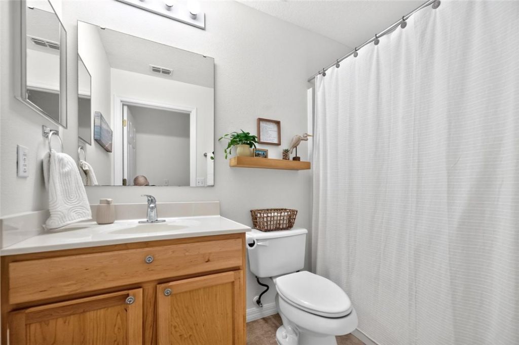 6024 Ridge Lake Circle, Vero Beach, FL 32967 Photo