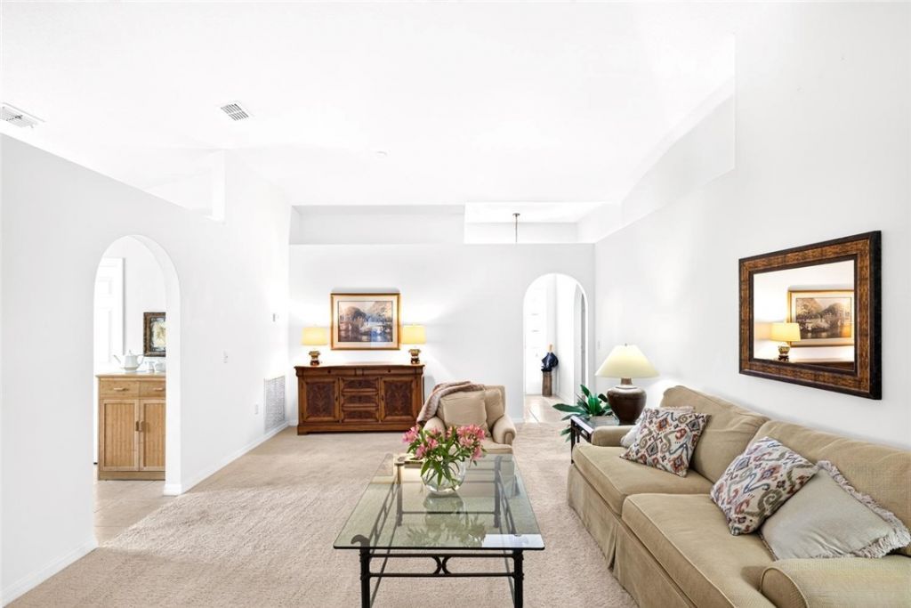 6024 Ridge Lake Circle, Vero Beach, FL 32967 Photo