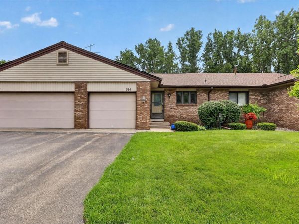 584 Gardenview Drive SW, Byron Center, MI 49315