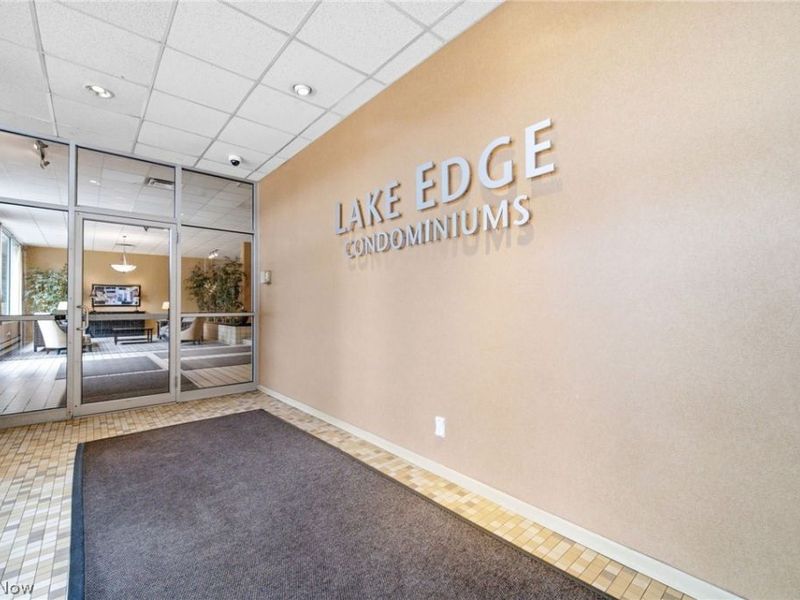 10301 Lake Avenue, Unit 521, Cleveland, OH 44102 Photo 22