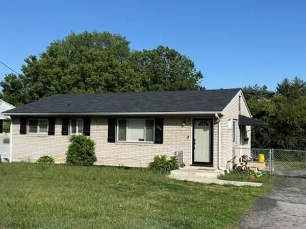206 Nancy DR NW, Roanoke, VA 24017