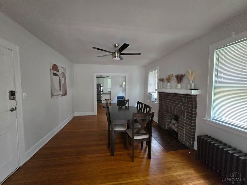 126 Louis Avenue, Cincinnati, OH 45220 Photo 2