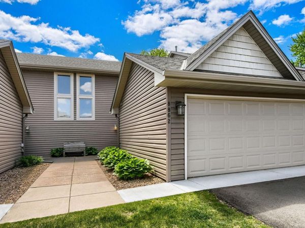 8862 Cottonwood Lane N, Maple Grove, MN 55369