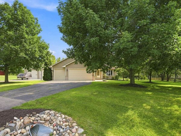 9081 13th Street NE, Saint Michael, MN 55376