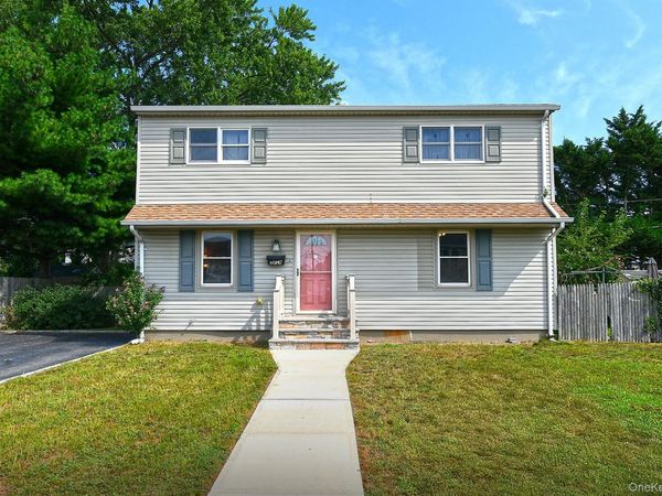 3679 Lark Street, Levittown, NY 11756
