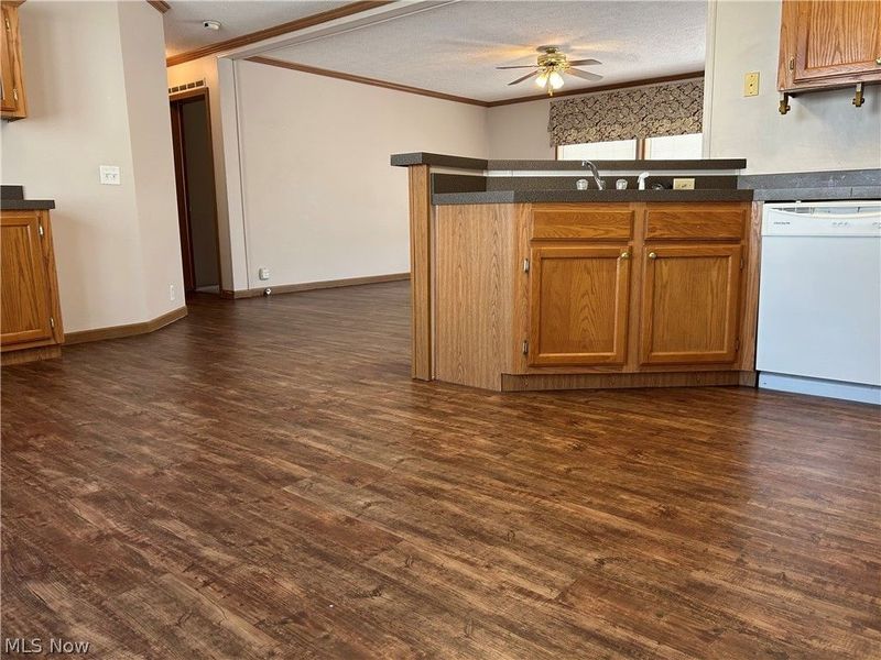 269 W Jefferson Avenue, McConnelsville, OH 43756 Photo 12