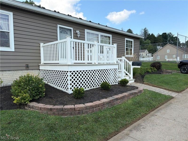 269 W Jefferson Avenue, McConnelsville, OH 43756 Photo 2