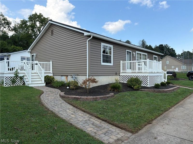 269 W Jefferson Avenue, McConnelsville, OH 43756 Photo 3