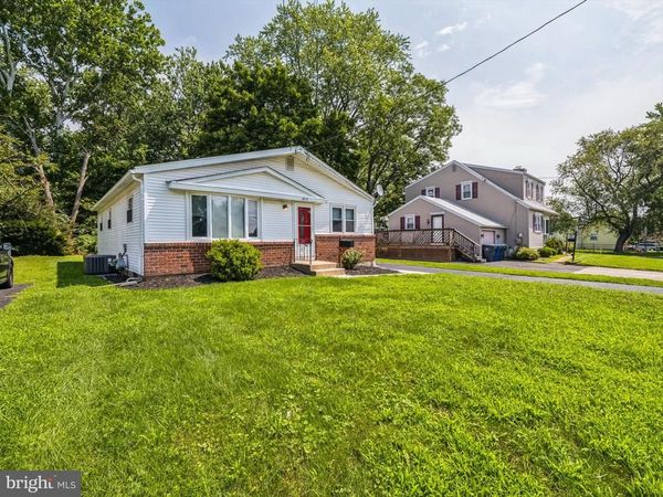 2837 ANZAC AVENUE , ABINGTON, PA 19001