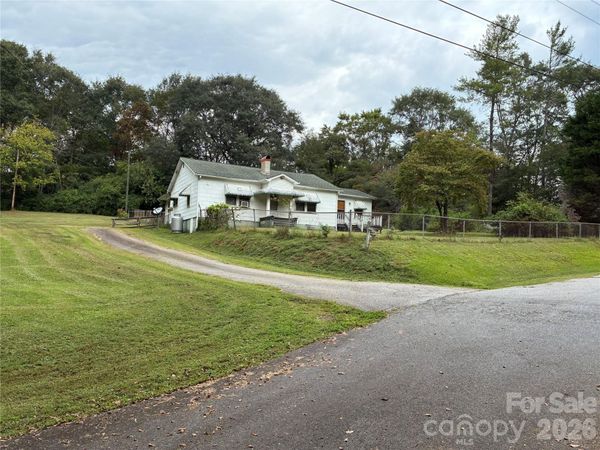 206 Railroad Street , Mooresboro, NC 28114