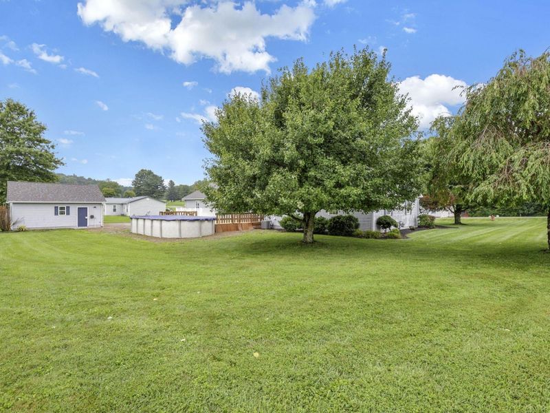10535 S Poplar Drive , Glouster, OH 45732 Photo 13