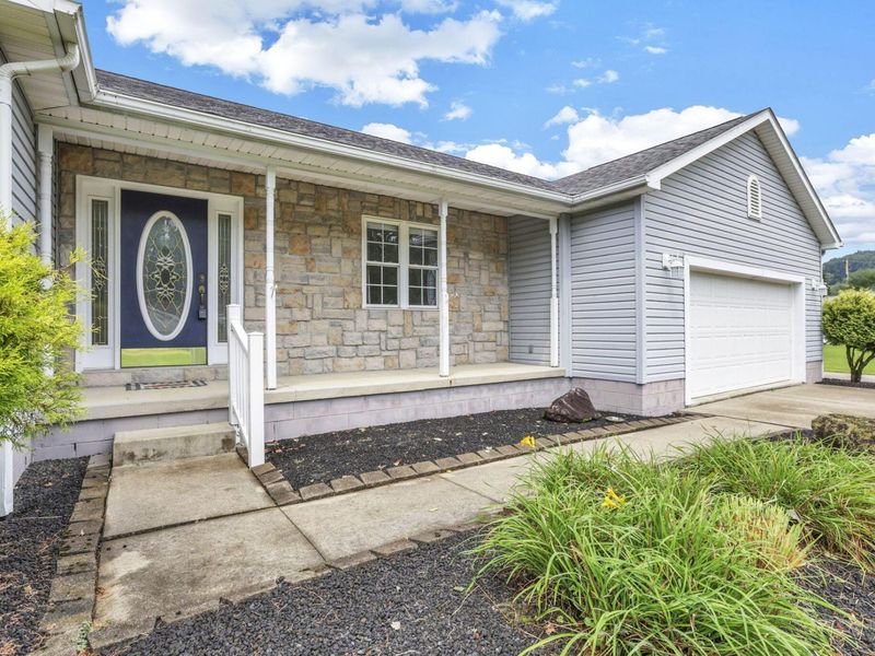 10535 S Poplar Drive , Glouster, OH 45732 Photo 14