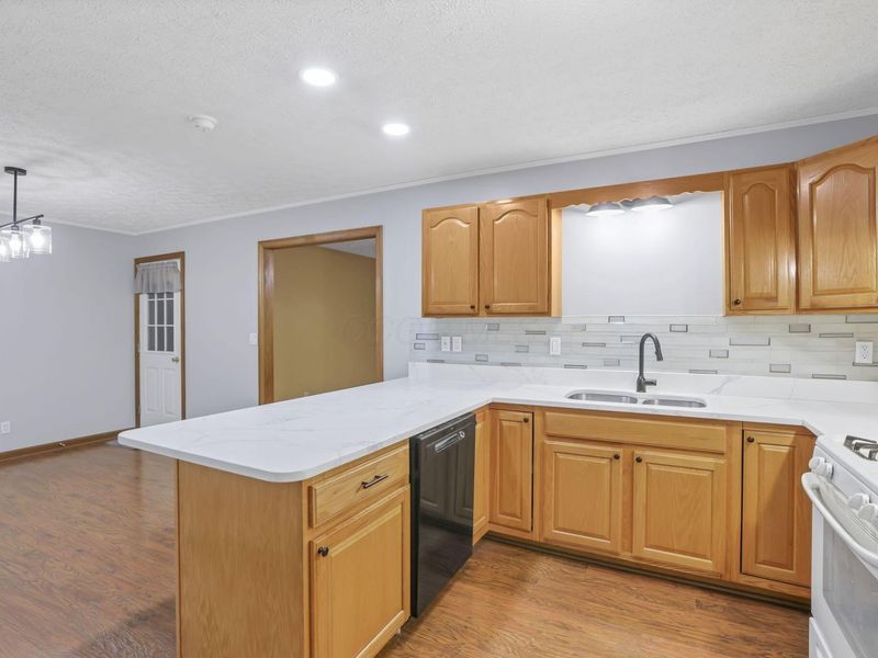 10535 S Poplar Drive , Glouster, OH 45732 Photo 24