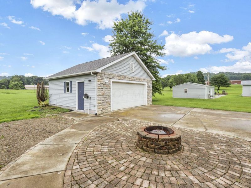 10535 S Poplar Drive , Glouster, OH 45732 Photo 7