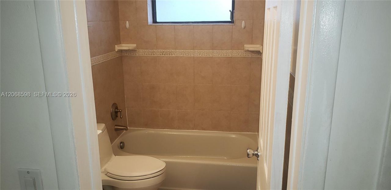 8351 Johnson St, Pembroke Pines, FL 33024 Photo