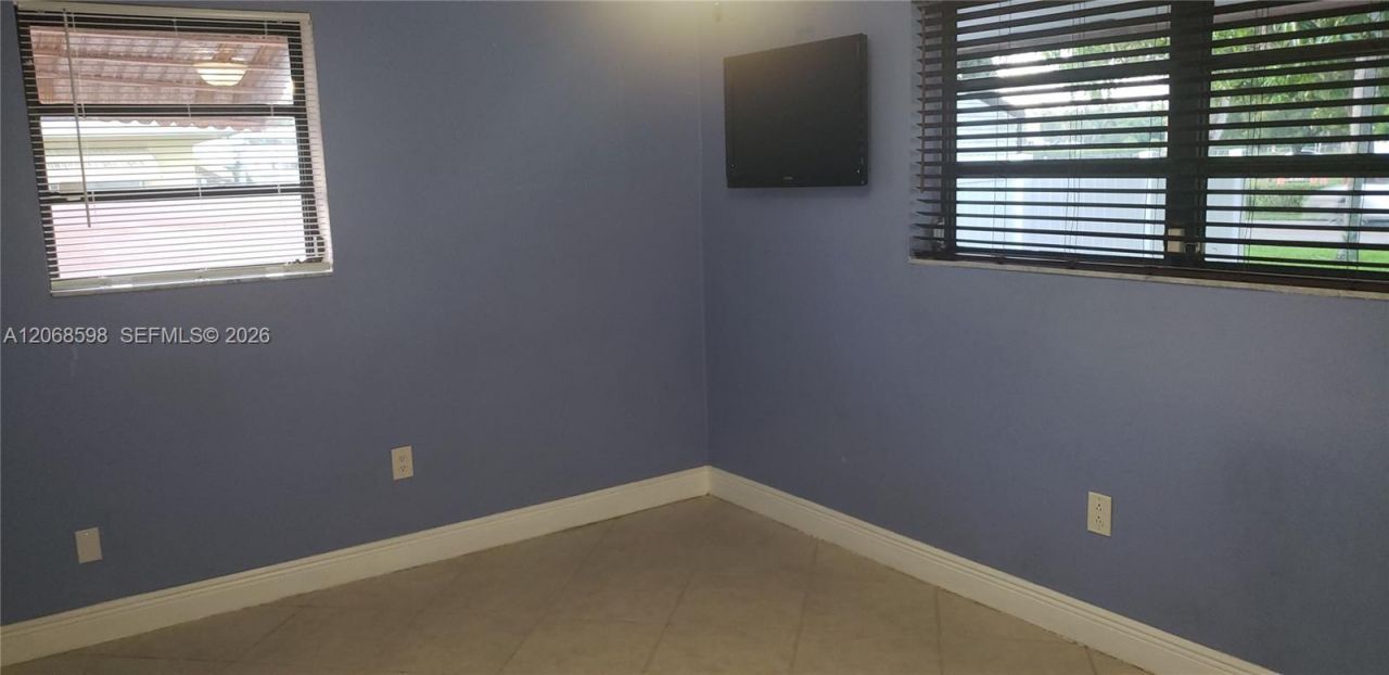 8351 Johnson St, Pembroke Pines, FL 33024 Photo