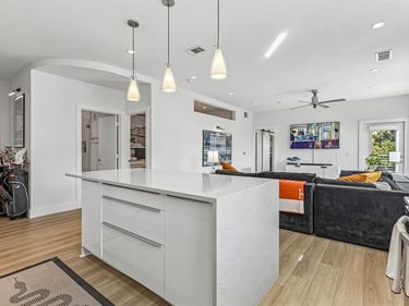 4107 Bowser Avenue, Unit 102, Dallas, TX 75219