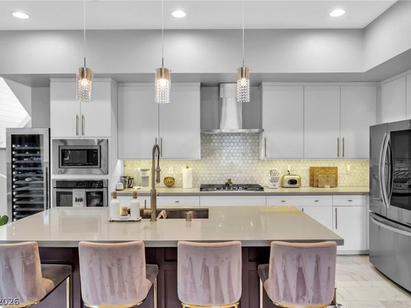 11250 Cactus Tower Avenue , Unit 102, Las Vegas, NV 89135