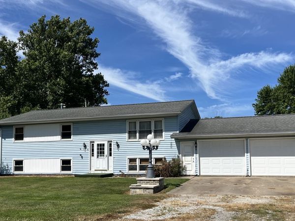 501 N 4th Avenue N, New Windsor, IL 61465