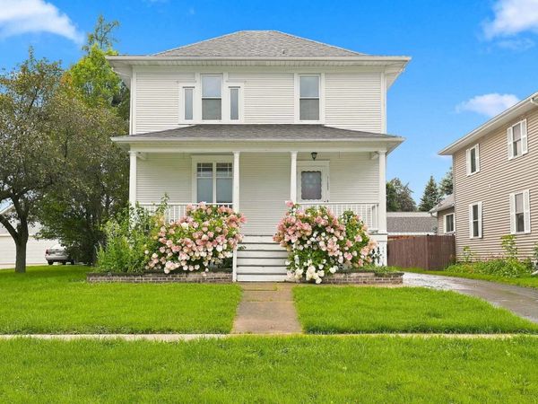 11005 N Myrtle Street , Huntley, IL 60142