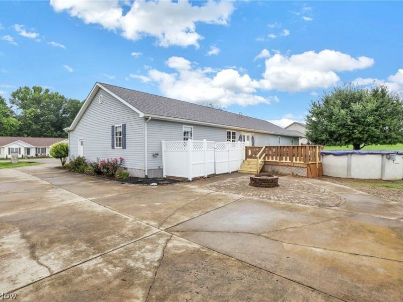 10535 S Poplar Drive, Glouster, OH 45732 Photo 5