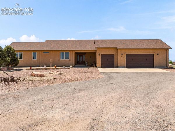 542 E Abeyta Drive, Pueblo West, CO 81007