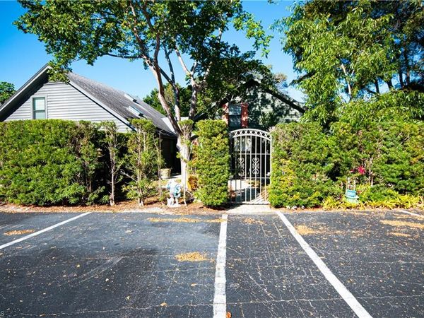 1313 Solana RD W, Unit A3, NAPLES, FL 34103