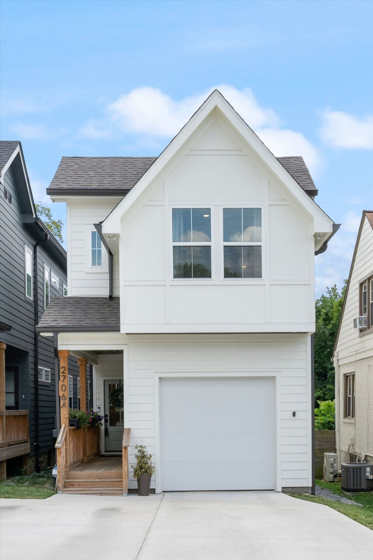 2706A Bronte Ave  Nashville, TN 37216