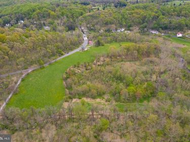 2445 CHARLESTOWN ROAD, MALVERN, PA 19355