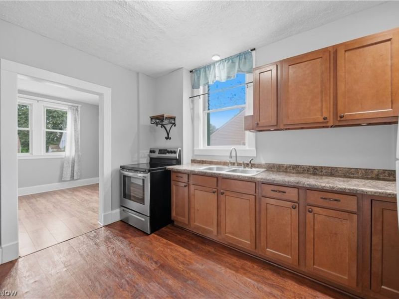 1626 Huguelet Street, Akron, OH 44305 Photo 13