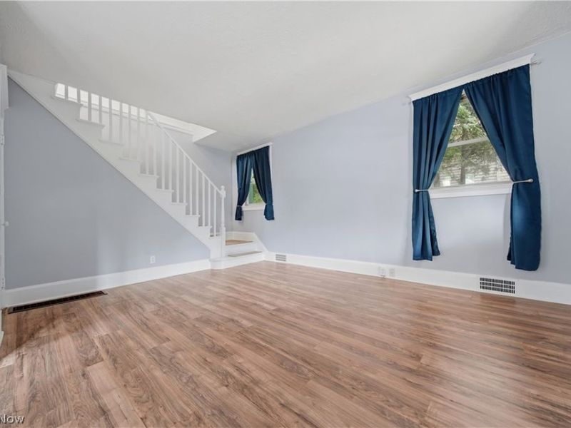 1626 Huguelet Street, Akron, OH 44305 Photo 3