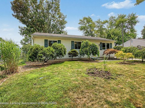 5711 Ashley Drive, Lansing, MI 48911