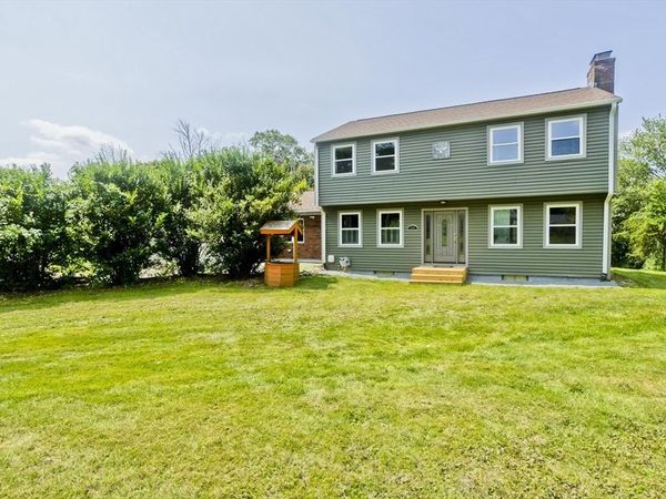184 Pitcher St, Montgomery, MA 01085