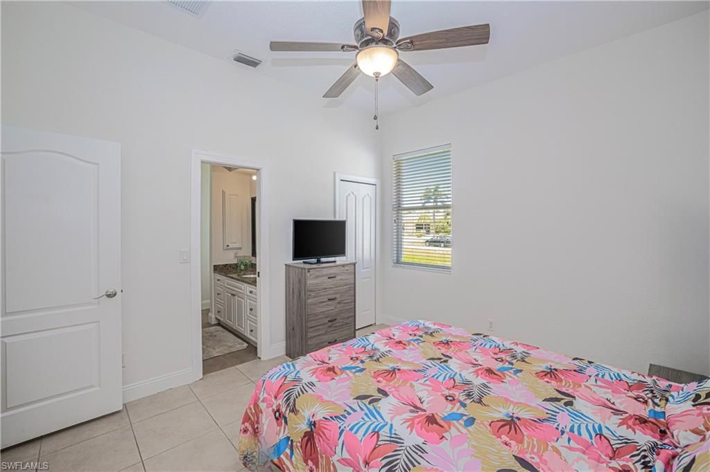 3815 Surfside Blvd, Cape Coral, FL 33914 Photo