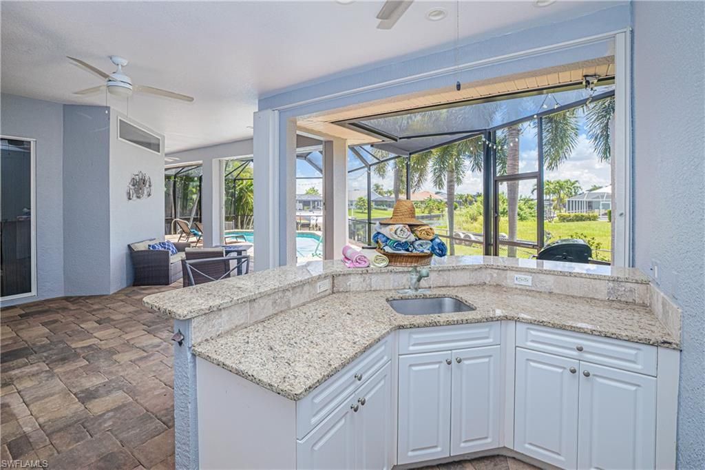 3815 Surfside Blvd, Cape Coral, FL 33914 Photo