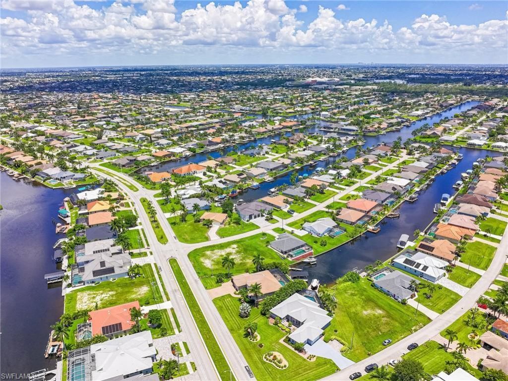 3815 Surfside Blvd, Cape Coral, FL 33914 Photo
