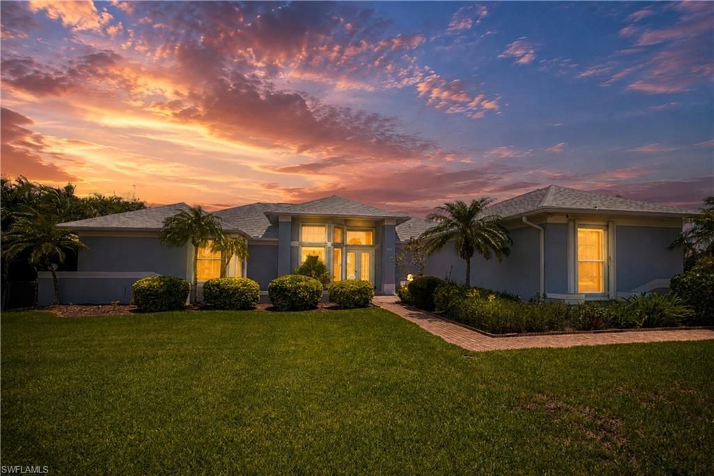 3815 Surfside Blvd, Cape Coral, FL 33914 Photo