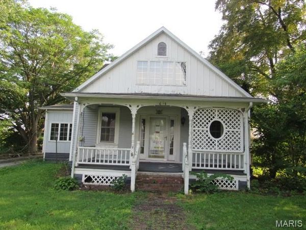 603 Mill Street , Kane, IL 62054