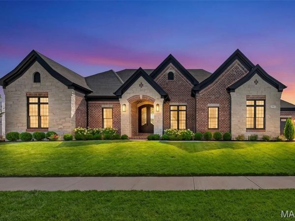 782 Schaeffers Grove, Chesterfield, MO 63005