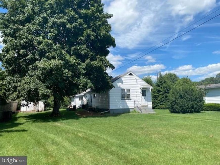 315 Phillips Street , Hellertown, PA 18055 Main Photo