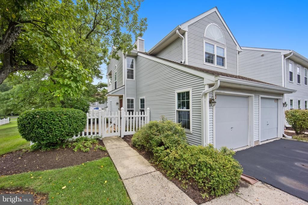 579 CEDAR HOLLOW DRIVE , YARDLEY, PA 19067