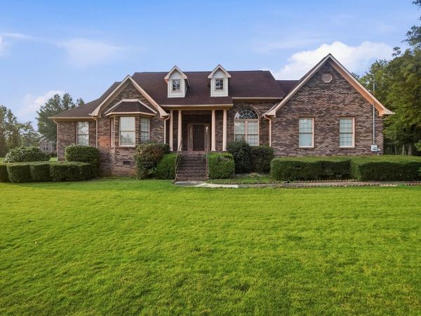71 Landfair Drive, Harpersville, AL 35078