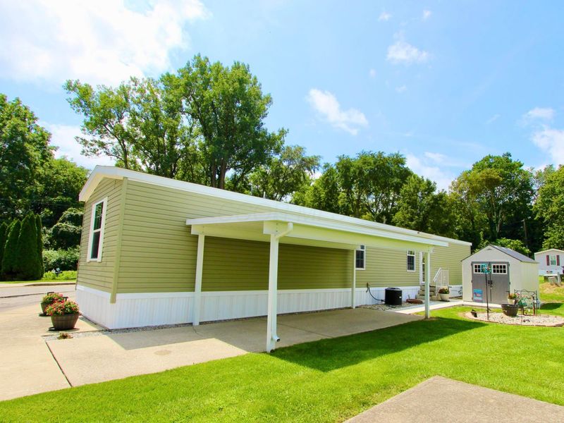 17 Spring Lake Court , Unit Lot 17, Delaware, OH 43015 Photo 3