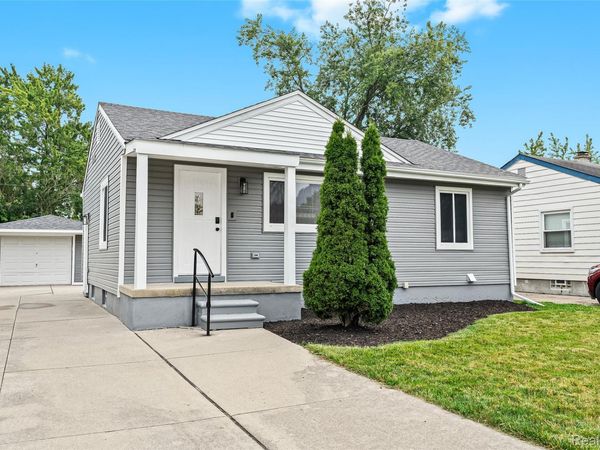 28459 Rosslyn Avenue, Garden, Mi 48135