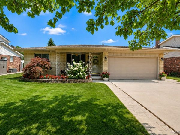 2730 Rhodes Drive, Troy, Mi 48083