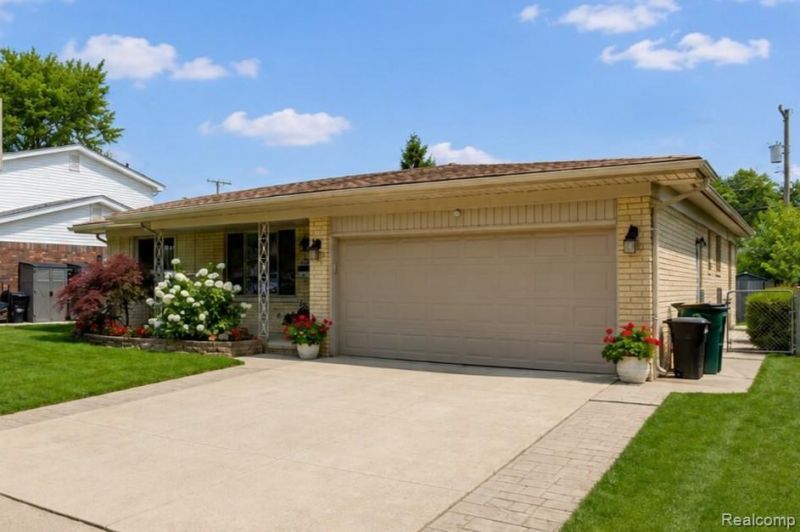 2730 Rhodes Drive, Troy, Mi 48083 Main Photo